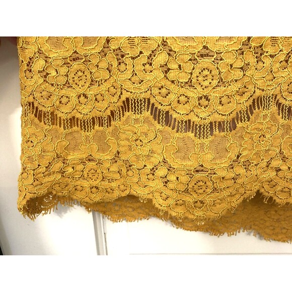 Love Fire Women's Lace Floral Sleeveless Blouse M Mustard Yellow Boho Feminine - Picture 3 of 11